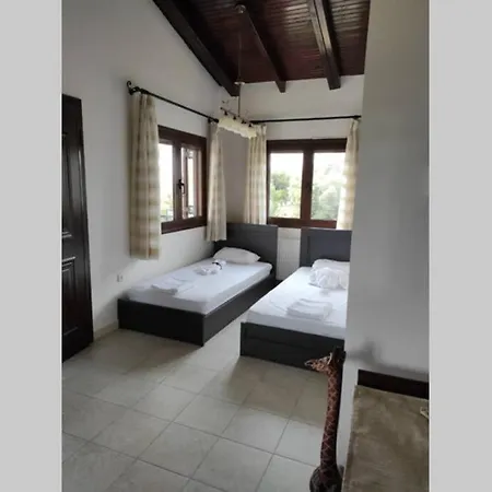Holiday home Artemis Penthouse 10 Minute From National Airport Artemida (Attica)