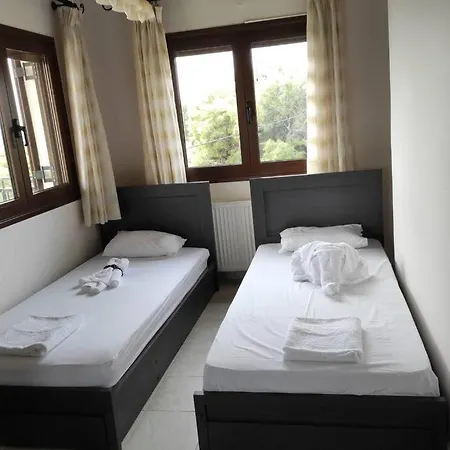 Artemis Penthouse 10 Minute From National Airport * Artemida (Attica)