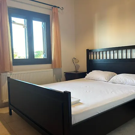 Artemis Penthouse 10 Minute From National Airport Holiday home *